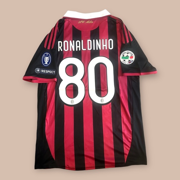 09/10 ac Milan home kit. Ronaldinho soccer football jersey. Brand new with tags - Picture 2 of 2